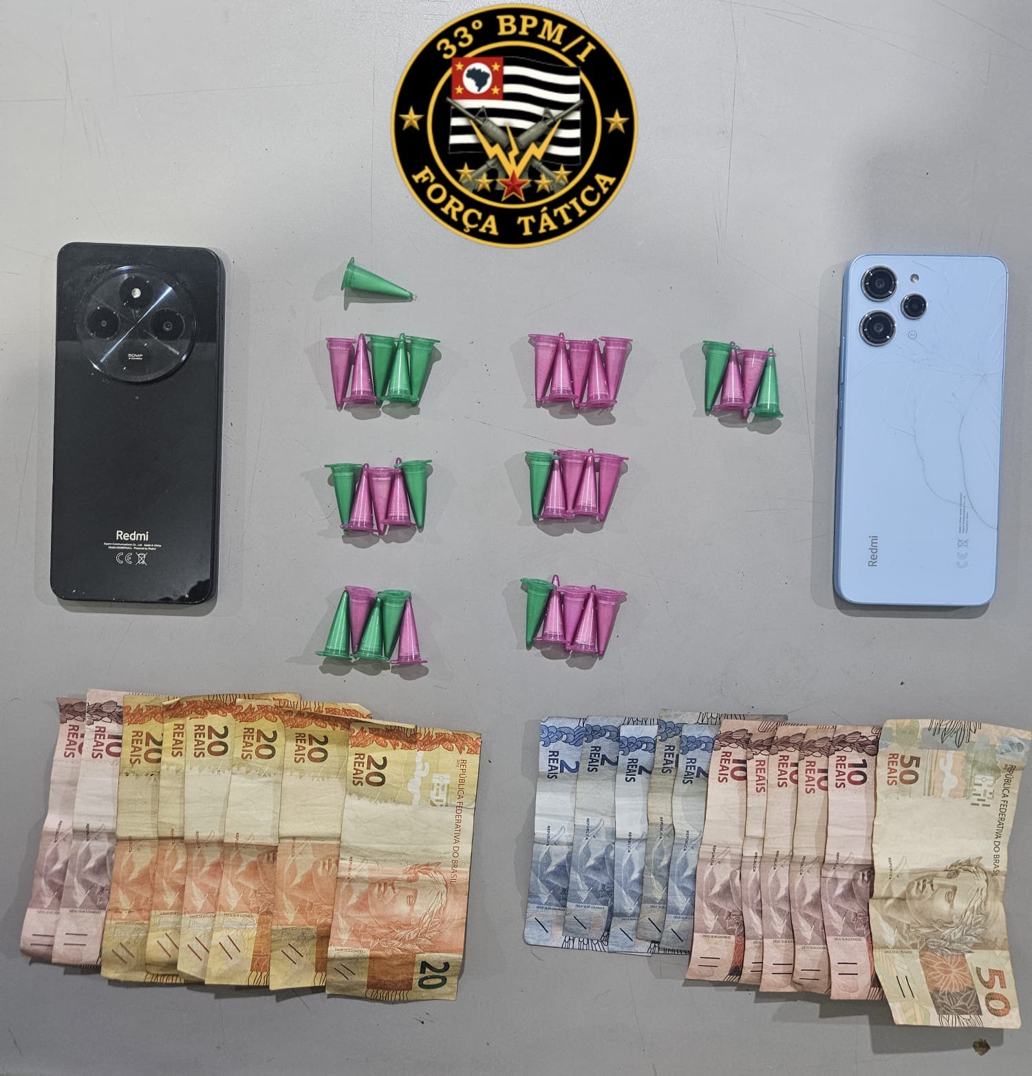 Suspeitos são detidos pela PM por venda de droga no bairro Dom Bosco