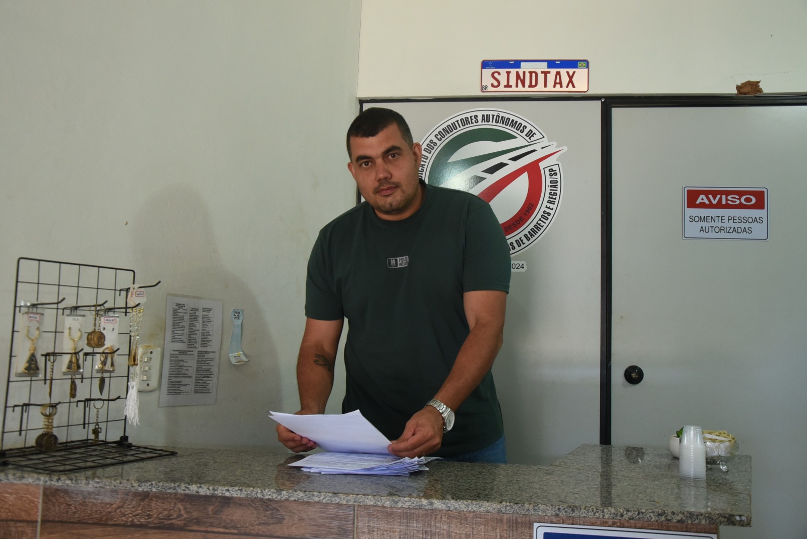 Ipem faz verificação de taxímetros após atualização de tarifas