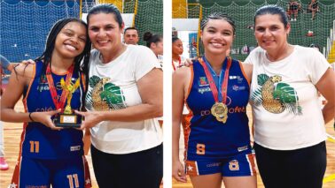 As atletas Maria de Assis e Giovana Cardoso que integram a equipe Sub-14 do time da APAB Barretos foram premiadas na final estadual realizada em Tupã, no último final de semana.