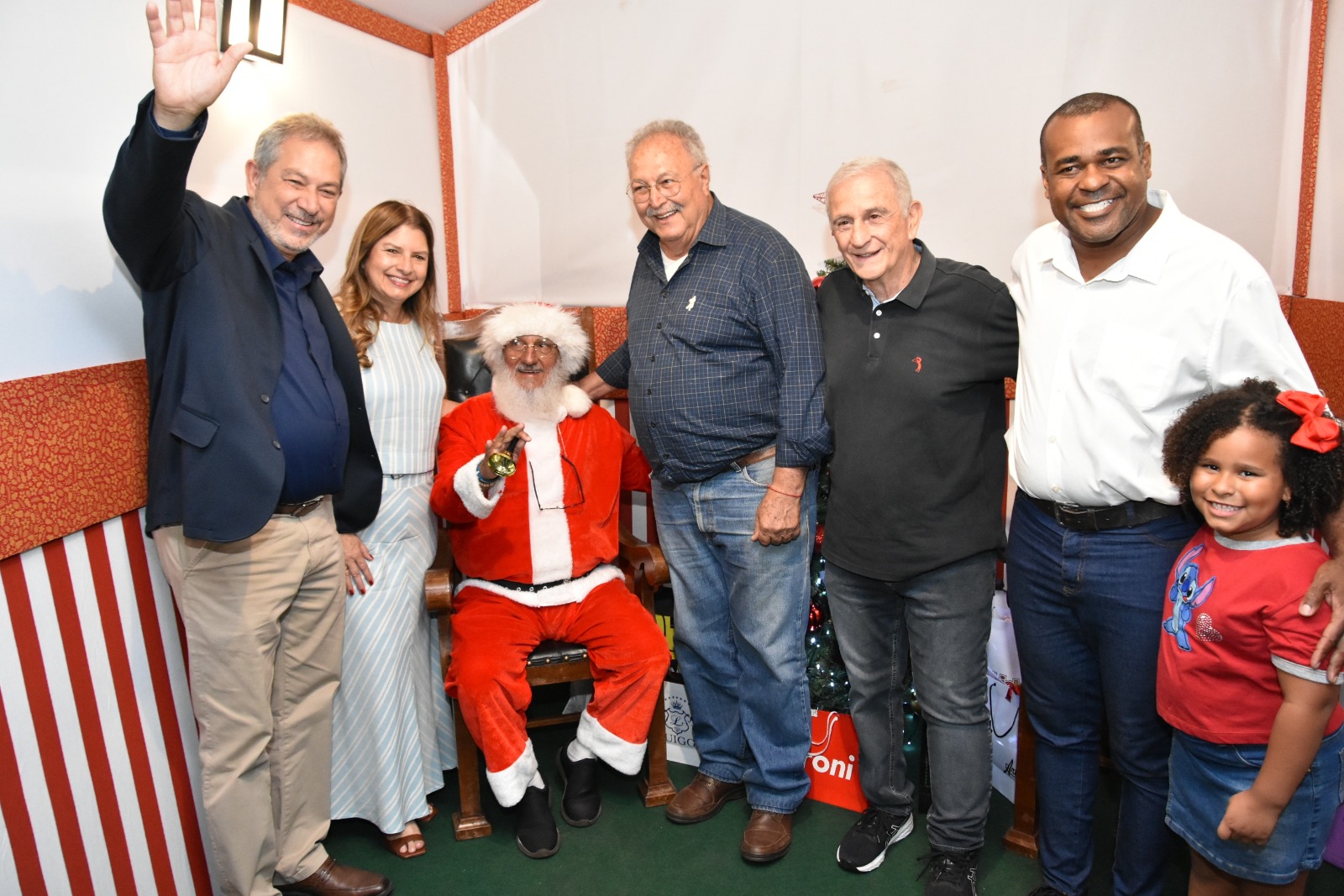 Natal na Praça tem apresentação do Cemart