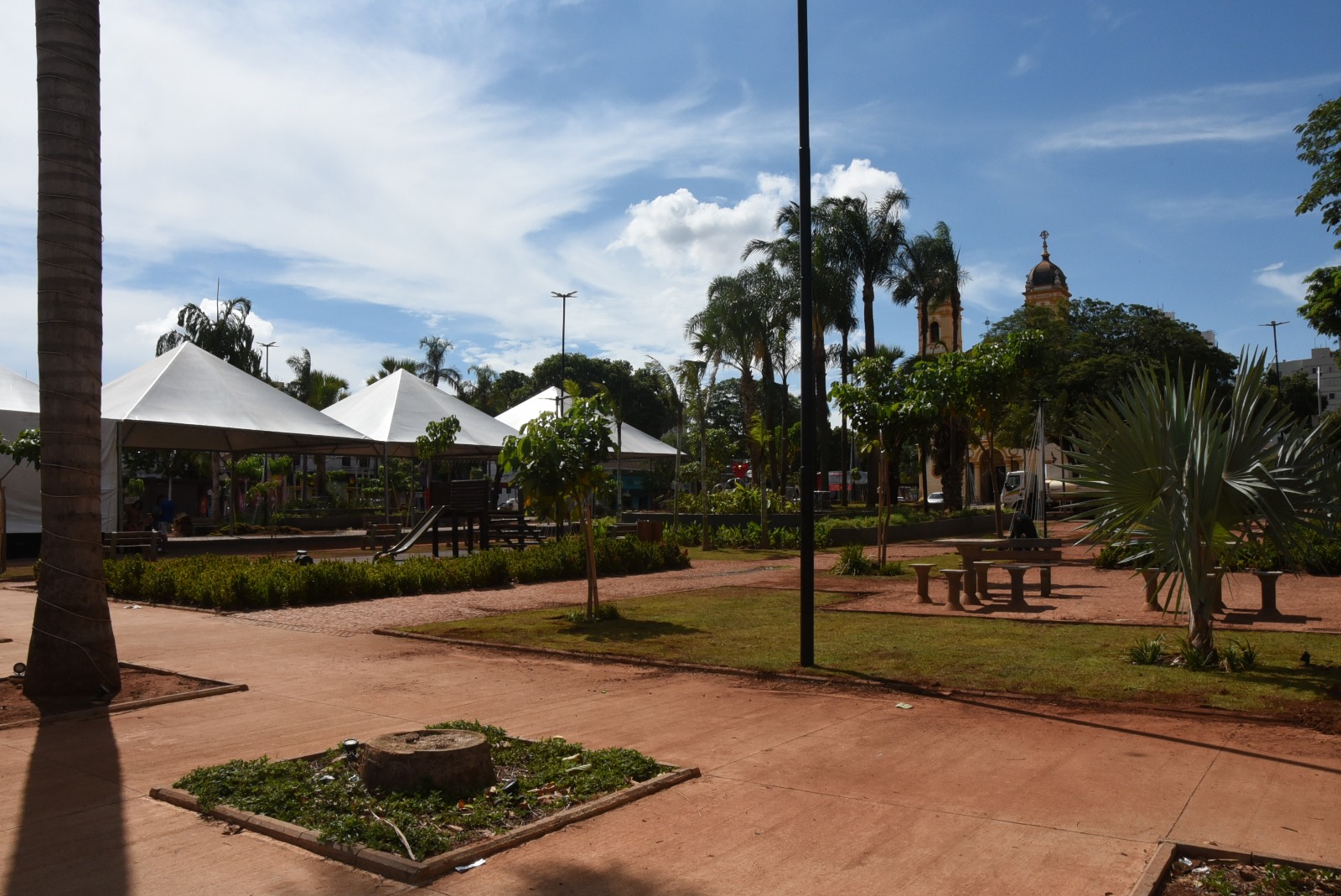 Natal da Família tem apresentação na praça Francisco Barreto