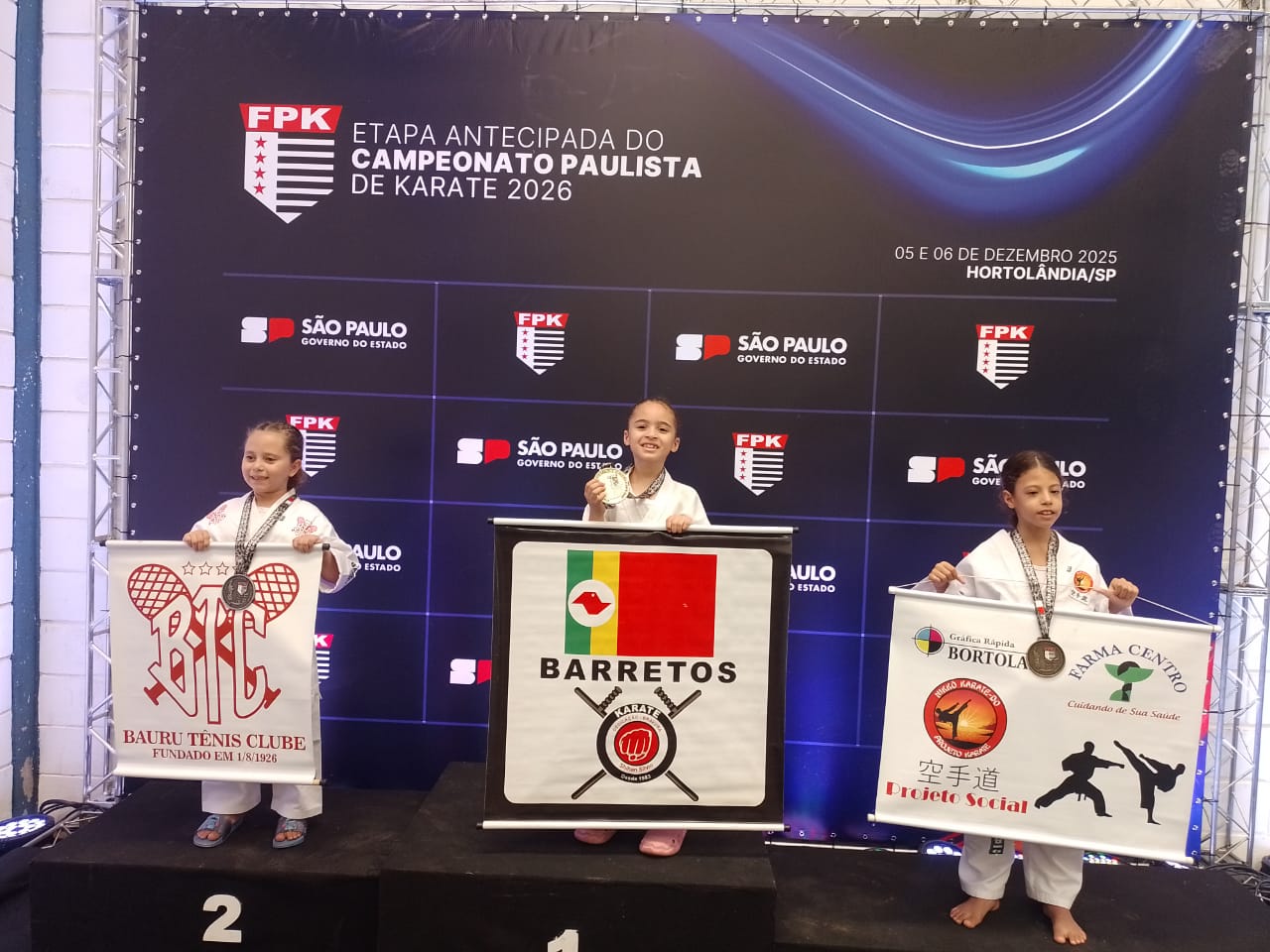 Karate da Associação Impacto conquista 13 medalhas no Estadual