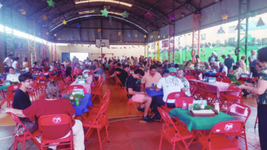 Comunidade prestigia Queima do Alho no Educandário 