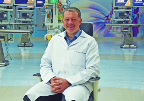 Médico cirurgião e pesquisador é Gente que é Notícia no setor da Saúde em 2025