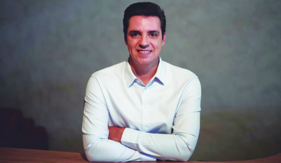 Daniel Rizatti é Gente que é Notícia, por atuação no comércio regional