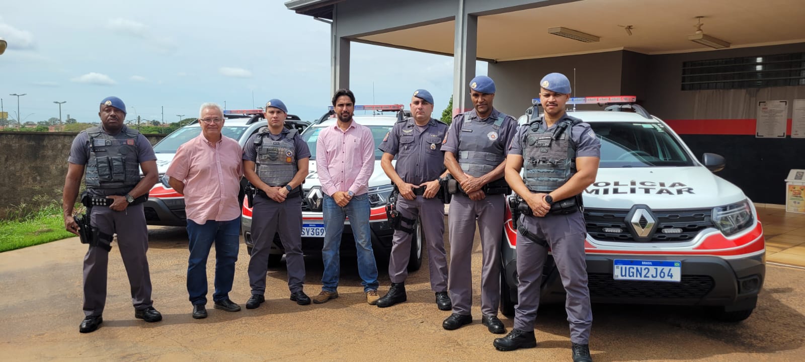 PM de Colina e Jaborandi ganham três viaturas