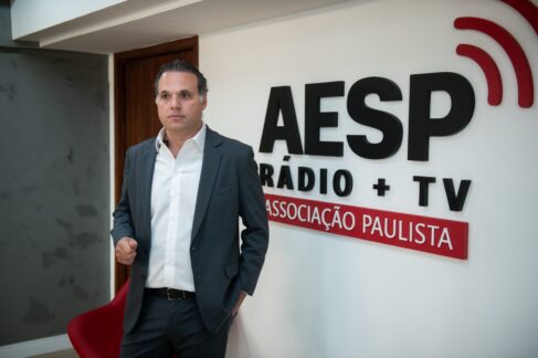 Presidente da AESP é o paraninfo do Gente que é Notícia 2025