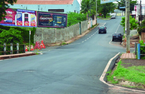 Condutores são orientados a evitarem trecho interditado 