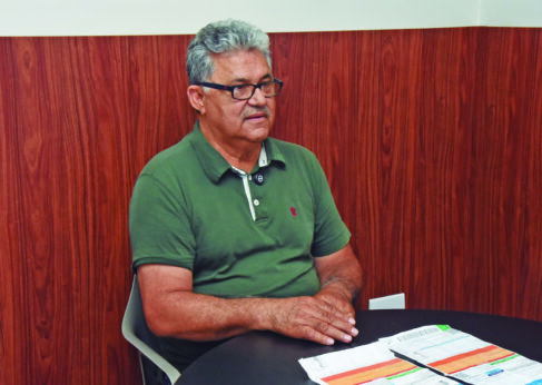 Consumidor questiona cobrança de duas contas de energia no mesmo mês