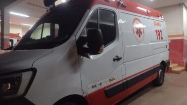 SAMU socorre criança afogada em piscina no Vida Nova SAMU socorre criança afogada em piscina no Vida Nova (Foto: O Diario de Barretos)