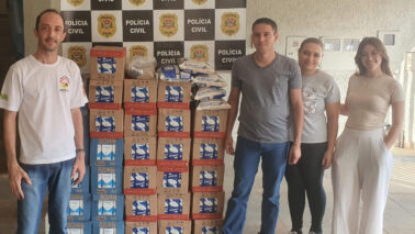 Polícia Civil realiza doação alimentos para Casa de Convivência Mariano Dias (Foto: O Diário de Barretos)