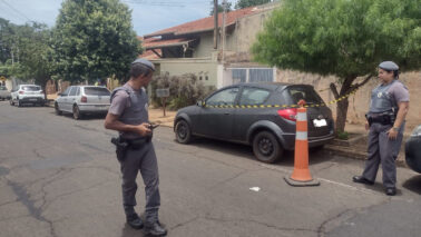 Homem é encontrado morto dentro de carro no bairro Fortaleza (Foto: O Diário de Barretos)