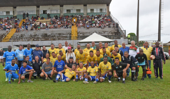 O Jogo das Estrelas realizado no domingo (14), entre a Seleção Masters do Brasil e a Seleção Masters de Barretos terminou com vitória da seleção brasileira pelo placar de 5 a 2.