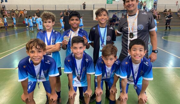 As equipes de Futsal da base de Barretos conquistaram títulos na Copa Colina. A equipe Sub-8 conquistou o campeonato ao vencer o time de Colina na final por 2 a 1.
