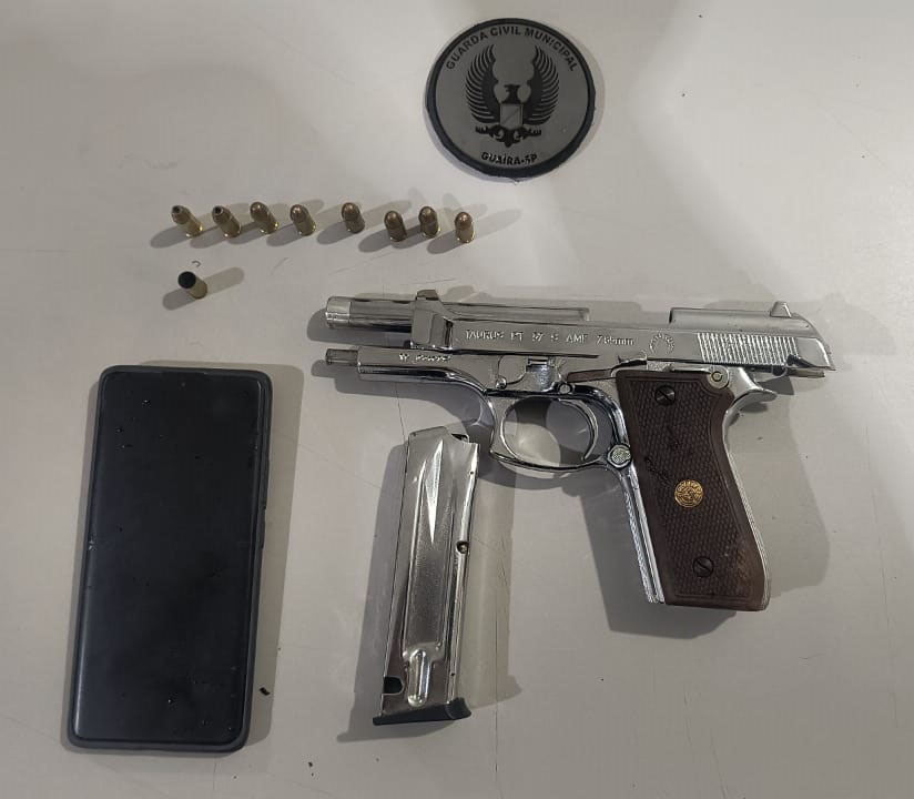 Caldeireiro é preso por disparo e posse ilegal de arma de uso restrito