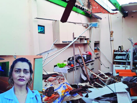 Desabamento durante temporal deixa pai e filho feridos em Barretos
