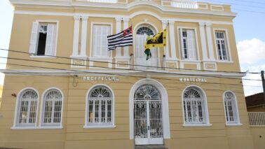 Vagas são para diversos cargos na prefeitura de Olímpia (Foto: Divulgação)