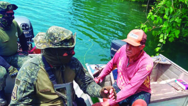 Polícia Ambiental realiza operação aquática e terrestre na região