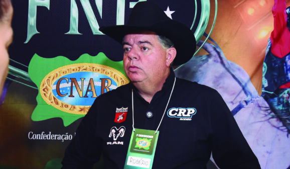 Congresso nacional de rodeio é realizado no Parque do Peão