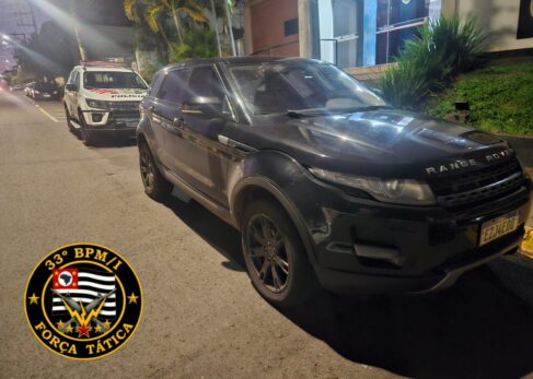 Câmeras de monitoramento de identificam Ranger Rover dublê com queixa em Barueri