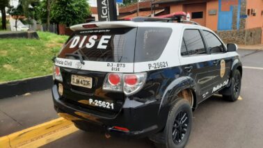 Uma ocorrência de estelionato foi registrada no Plantão Policial por um homem de 66 anos, acompanhado de sua filha, que declarou ser proprietário de uma corretora de seguros.