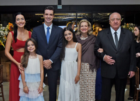 Diploma da 66ª edição do Gente que é Notícia 2025 é entregue pelo GMB