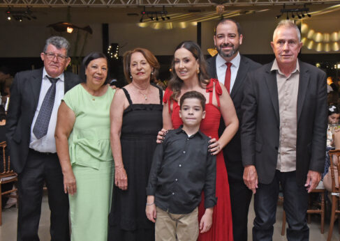 Diploma da 66ª edição do Gente que é Notícia 2025 é entregue pelo GMB