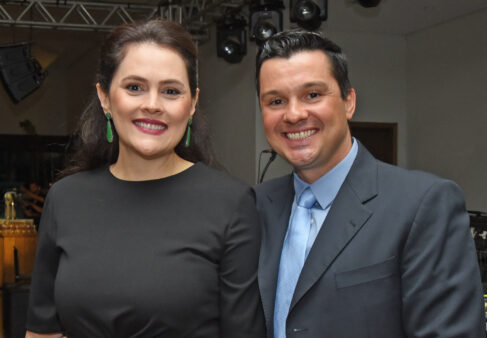 Diploma da 66ª edição do Gente que é Notícia 2025 é entregue pelo GMB