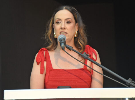 Diploma da 66ª edição do Gente que é Notícia 2025 é entregue pelo GMB