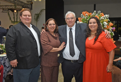 Diploma da 66ª edição do Gente que é Notícia 2025 é entregue pelo GMB