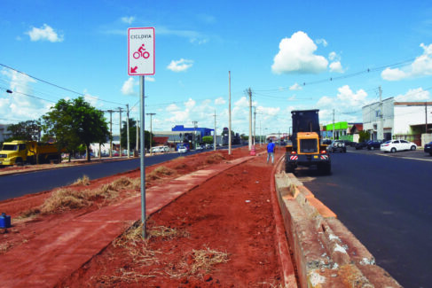 Paisagismo na avenida Necker começa nesta semana, afirma secretaria