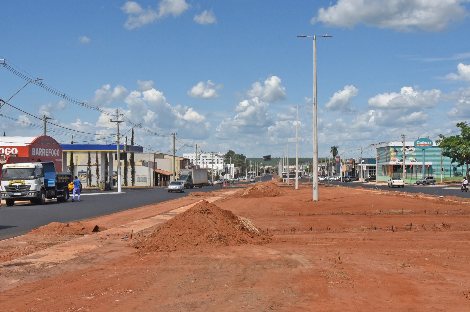 Remodelação de avenida será entregue no final de março
