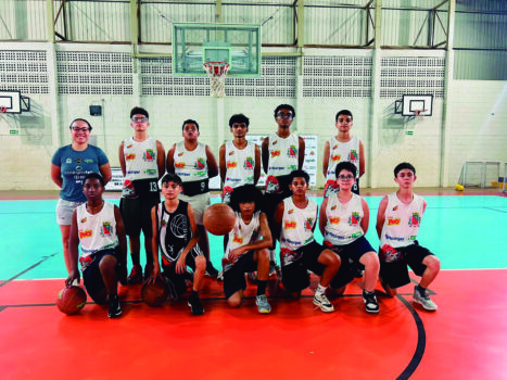 Basquete masculino e feminino da APAB treina no Cemep 