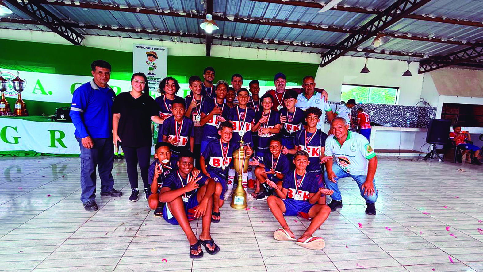 Equipes trazem títulos em competição no Paraguai