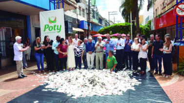 Entidades do comércio sorteiam prêmios da campanha de Natal