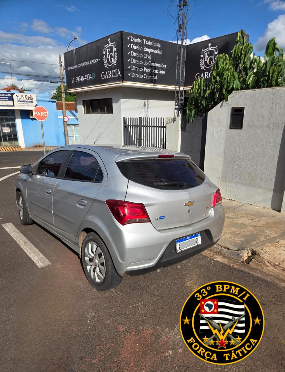 PM prende dois acusados pelos crimes de roubo e tráfico no bairro Santana