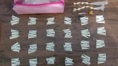 A Polícia Militar de Guaíra desencadeou uma operação de combate ao tráfico de drogas no bairro Padre Mário Lano, com a equipe do subtenente Rúbio e do soldado Carlos.