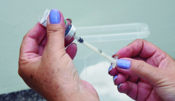 Saúde orienta famílias a atualizar vacinação antes da volta às aulas