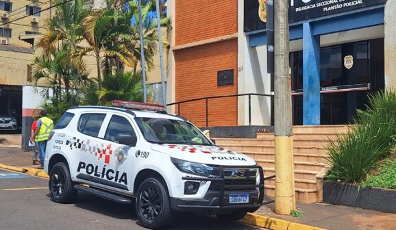 Motorista de aplicativo registra furto em residência