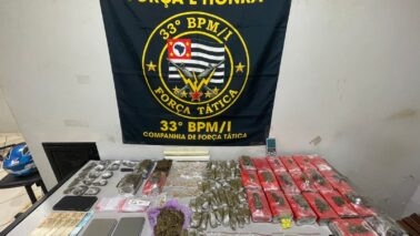 Uma grande apreensão de drogas foi realizada em Barretos por policiais militares do policiamento com motocicletas (Rocam). De acordo com o cabo Ricardo e o soldado Sartorelli