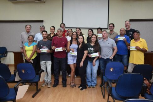 Entidades do comércio entregam prêmios da campanha de Natal