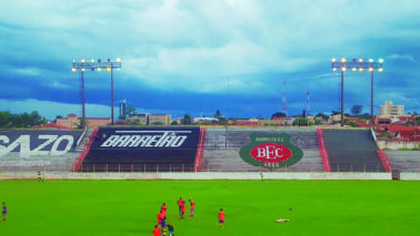 Iluminação do Estádio Fortaleza é restabelecida após vandalismo