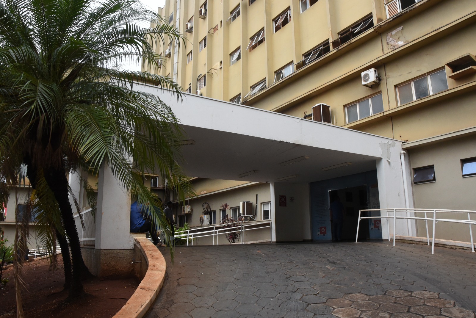 Internações por dengue sobem para três em  uma semana
