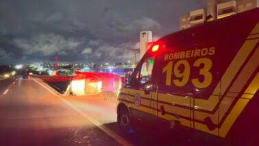 Capotamento deixa duas pessoas feridas na rodovia Faria Lima (Foto: O Diário de Barretos)