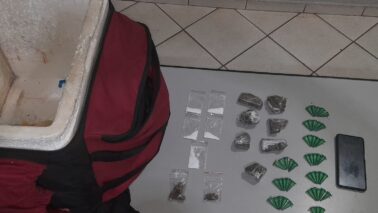 Jovem é preso ao ser surpreendido com drogas (Foto: O Diário de Barretos)