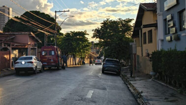 Motociclista fica ferido em acidente na área central (Foto: O Diário de Barretos)
