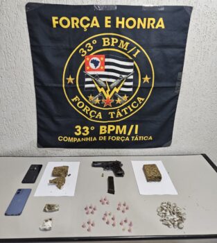 Polícia Militar detém suspeitos e apreende arma mais de meio quilo de drogas (Foto: O Diário de Barretos)