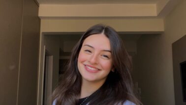 Vitória Guedin Picolli, estudante do 3º período do curso de Medicina da FACISB, orientada pelo prof. João Luiz Brisotti Câncer colorretal precoce: um alerta para os jovens