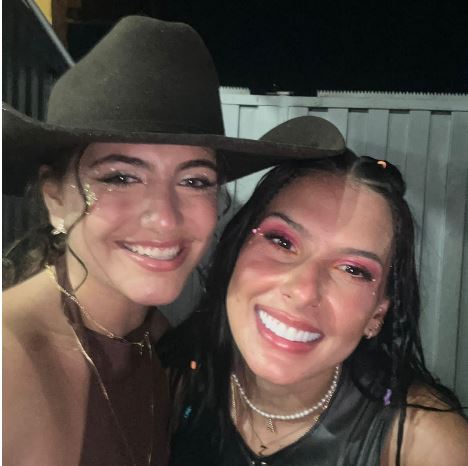 Jovem cantora realiza sonho de conhecer Ana Castela