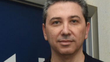 Luciano Borges é Doutor em Letras pela Universidade Presbiteriana Mackenzie Perífrase